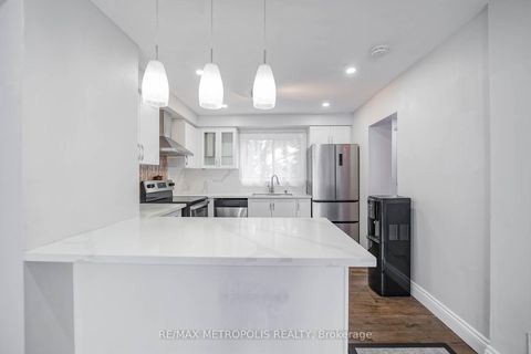 Photo 18 at 8 - 75 Blackwell Avenue, Malvern, Toronto