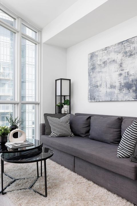 Photo 7 at 4102 - 21 Iceboat Terrace, Waterfront Communities C1, Toronto