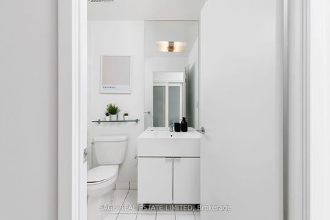 Photo 21 at 4102 - 21 Iceboat Terrace, Waterfront Communities C1, Toronto