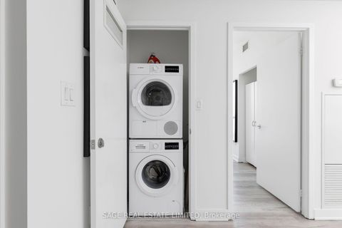 Photo 23 at 4102 - 21 Iceboat Terrace, Waterfront Communities C1, Toronto