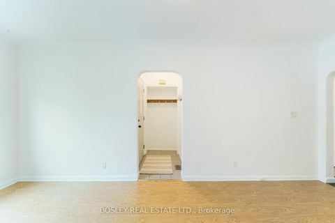 Photo 4 at 203 Virginia Avenue, Lumsden, Toronto