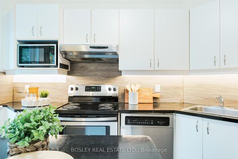 Photo 7 at 203 Virginia Avenue, Lumsden, Toronto