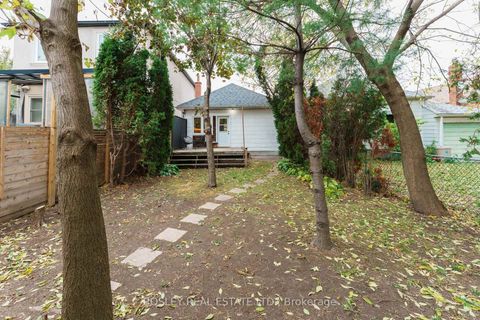 Photo 20 at 203 Virginia Avenue, Lumsden, Toronto