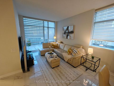 Photo 5 at Th10 - 19 Singer Court, Bayview Village, Toronto