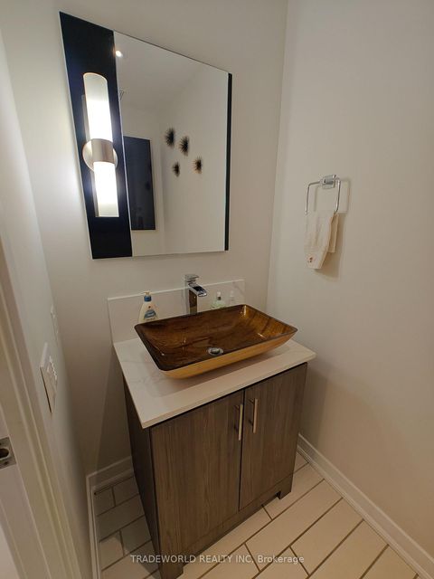 Photo 6 at Th10 - 19 Singer Court, Bayview Village, Toronto