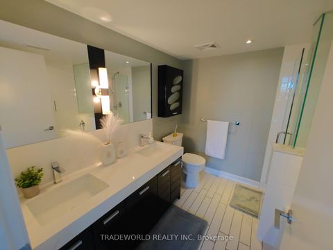 Photo 16 at Th10 - 19 Singer Court, Bayview Village, Toronto