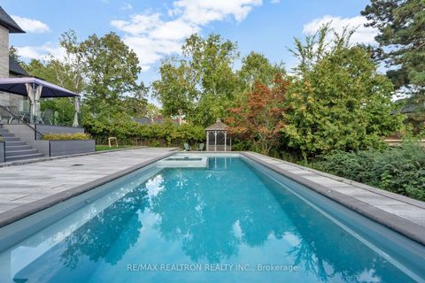 Photo 7 at 3 Idleswift Drive, Uplands, Vaughan