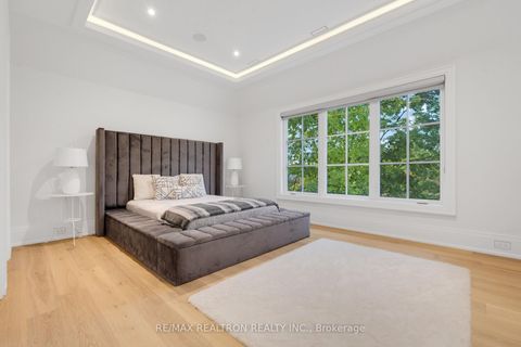 Photo 40 at 3 Idleswift Drive, Uplands, Vaughan