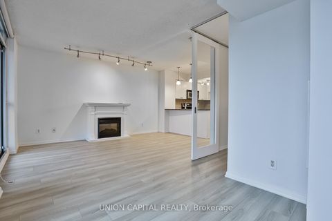 Photo 14 at 2306 - 18 Yonge Street, Waterfront Communities C1, Toronto