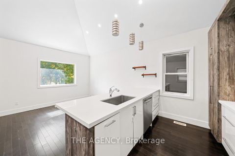 Photo 6 at 26 Gatwick Avenue, Lumsden, Toronto