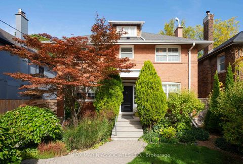 Photo 1 at 22 Claxton Boulevard, Cedarvale, Toronto