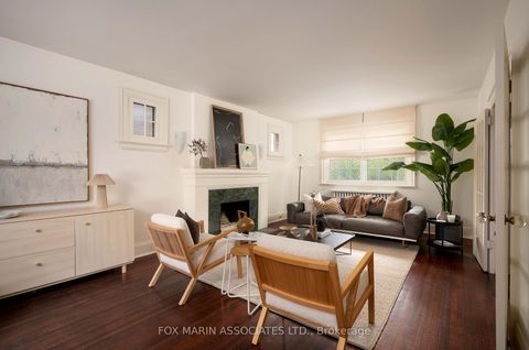 Photo 7 at 22 Claxton Boulevard, Cedarvale, Toronto