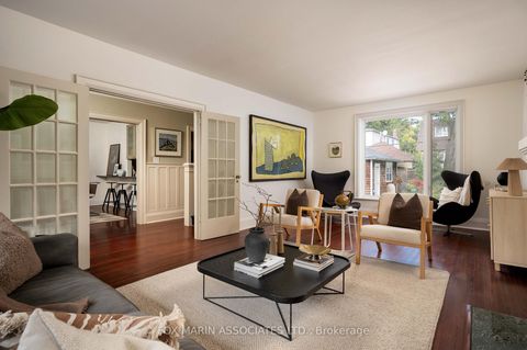 Photo 9 at 22 Claxton Boulevard, Cedarvale, Toronto