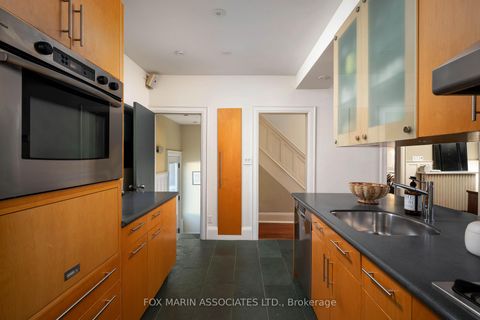 Photo 15 at 22 Claxton Boulevard, Cedarvale, Toronto