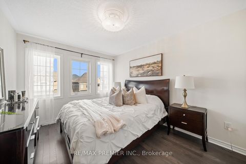Photo 29 at 30 Bannockburn Drive, Vellore Village, Vaughan