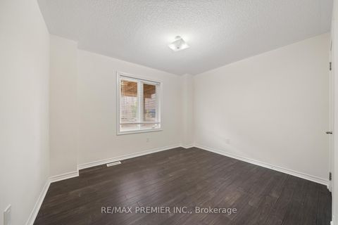 Photo 37 at 30 Bannockburn Drive, Vellore Village, Vaughan