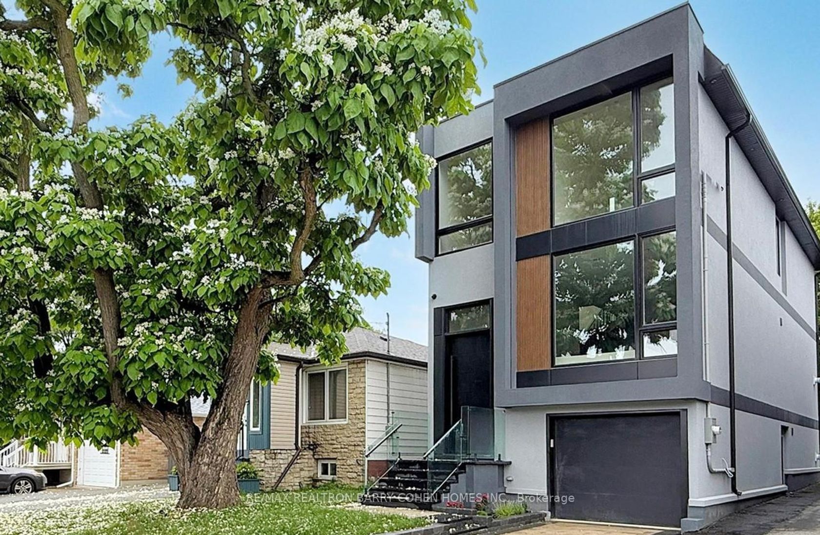 112 Newcastle Street, Mimico, Toronto 