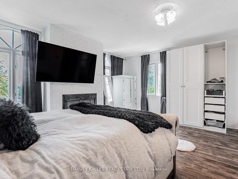 Photo 23 at 85 Franmore Circle, Yorkhill, Vaughan