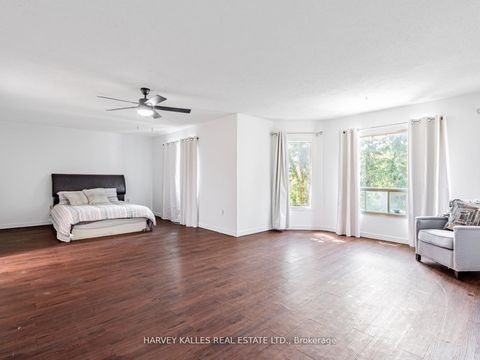 Photo 24 at 85 Franmore Circle, Yorkhill, Vaughan