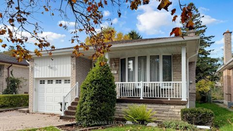 Photo 0 at 22 Tivoli Court, Guildwood, Toronto