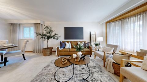 Photo 4 at 22 Tivoli Court, Guildwood, Toronto