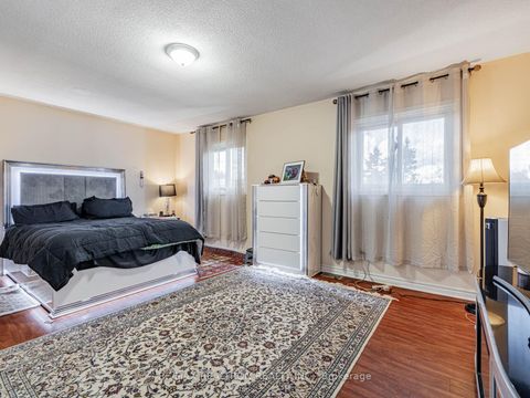 Photo 11 at 24 Justus Drive, Devonsleigh, Richmond Hill