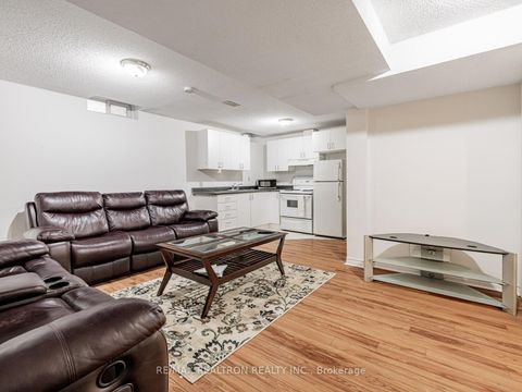 Photo 19 at 24 Justus Drive, Devonsleigh, Richmond Hill