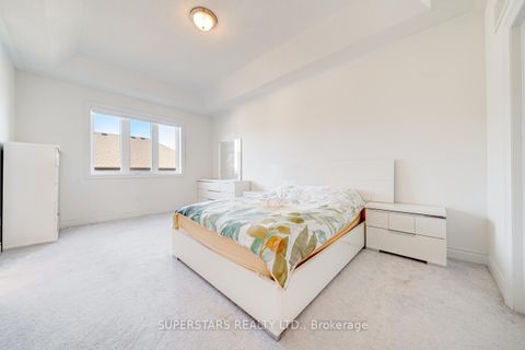 Photo 14 at 40 Boiton Street, Rural Richmond Hill, Richmond Hill