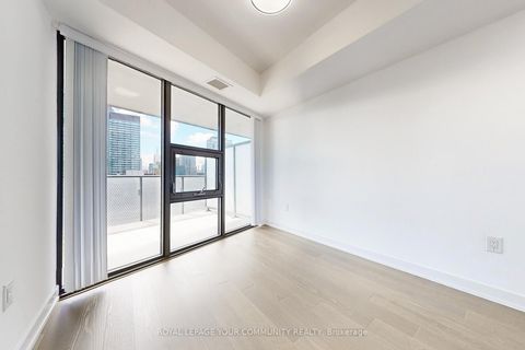 Photo 17 at 2604 - 11 Wellesley Street W, Bay Street Corridor, Toronto