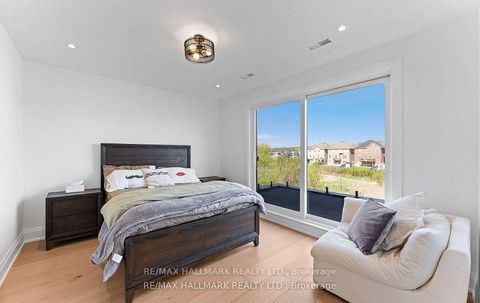 Photo 24 at 88 Cosford Street, Bayview Northeast, Aurora