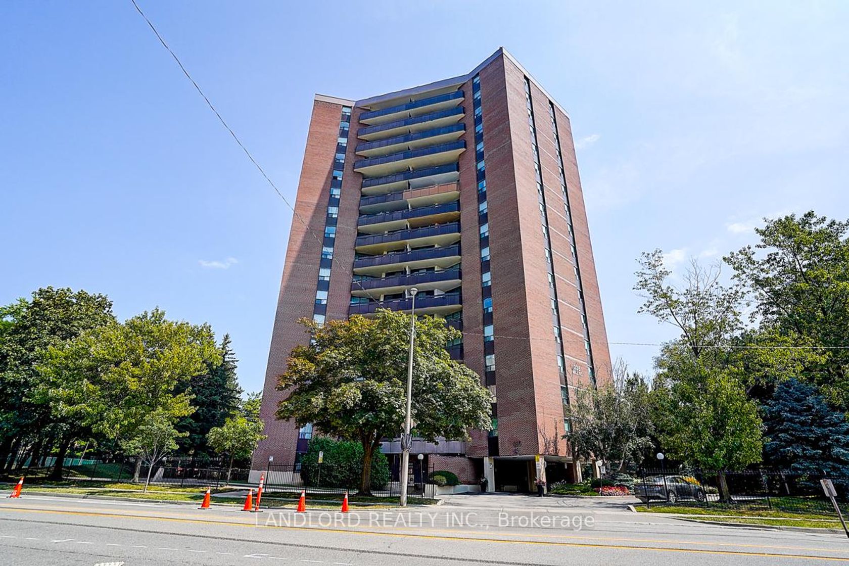 1606 - 335 Mill Road, West Deane, Toronto 