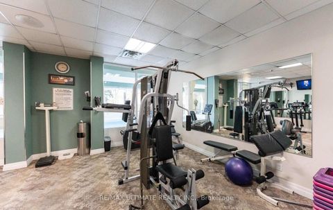 Photo 7 at PH6 - 850 Steeles Avenue W, Lakeview Estates, Vaughan