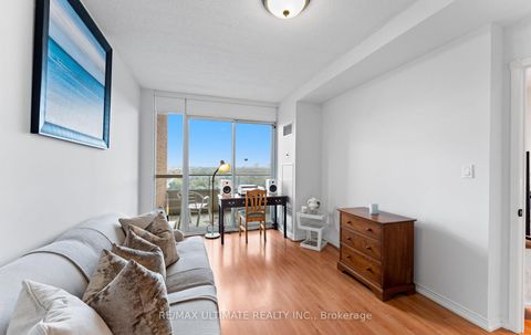 Photo 13 at PH6 - 850 Steeles Avenue W, Lakeview Estates, Vaughan