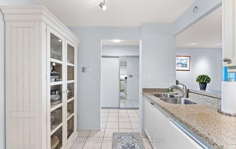 Photo 18 at PH6 - 850 Steeles Avenue W, Lakeview Estates, Vaughan