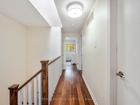 Photo 18 at 25 Wild Gingerway Road, Bathurst Manor, Toronto