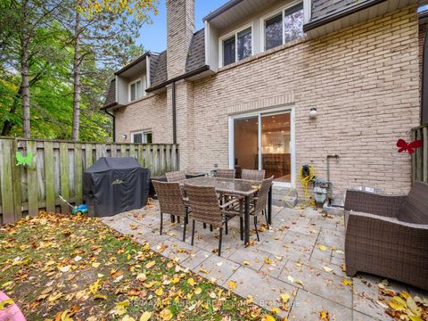 Photo 36 at 25 Wild Gingerway Road, Bathurst Manor, Toronto