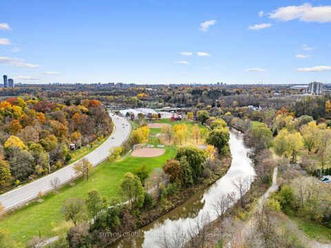 Photo 27 at 415 - 53 Woodbridge Avenue, West Woodbridge, Vaughan