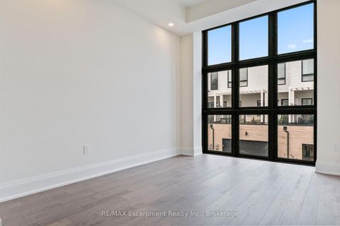 Photo 22 at 2 - 138 EAST Street, BR Bronte, Oakville