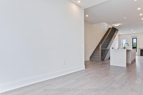 Photo 23 at 2 - 138 EAST Street, BR Bronte, Oakville