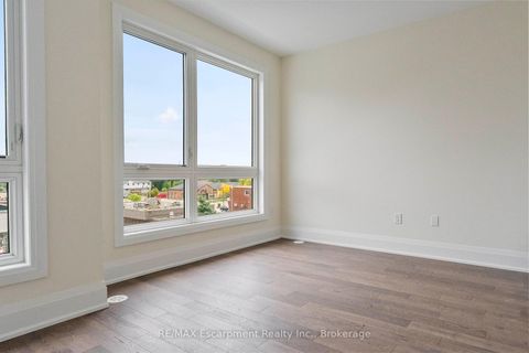 Photo 31 at 2 - 138 EAST Street, BR Bronte, Oakville