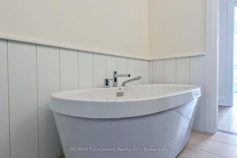 Photo 39 at 2 - 138 EAST Street, BR Bronte, Oakville