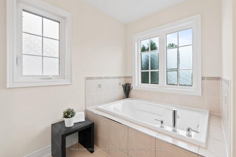 Photo 17 at 5 Bluff Trail, Nobleton, King