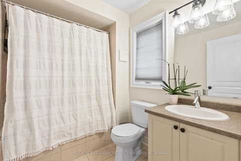 Photo 19 at 5 Bluff Trail, Nobleton, King