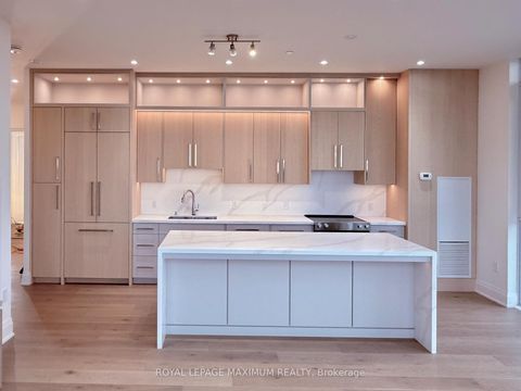 Photo 3 at PH 212 - 9000 Jane Street, Vellore Village, Vaughan