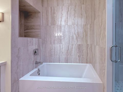 Photo 12 at PH 212 - 9000 Jane Street, Vellore Village, Vaughan