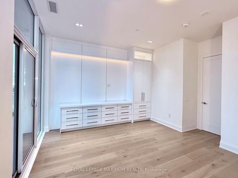 Photo 16 at PH 212 - 9000 Jane Street, Vellore Village, Vaughan