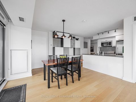 Photo 10 at 1804 - 295 Adelaide Street W, Waterfront Communities C1, Toronto