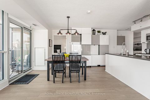 Photo 12 at 1804 - 295 Adelaide Street W, Waterfront Communities C1, Toronto