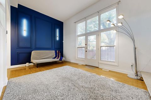 Photo 5 at 10 CROCKAMHILL Drive, Agincourt North, Toronto