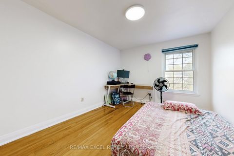 Photo 27 at 10 CROCKAMHILL Drive, Agincourt North, Toronto
